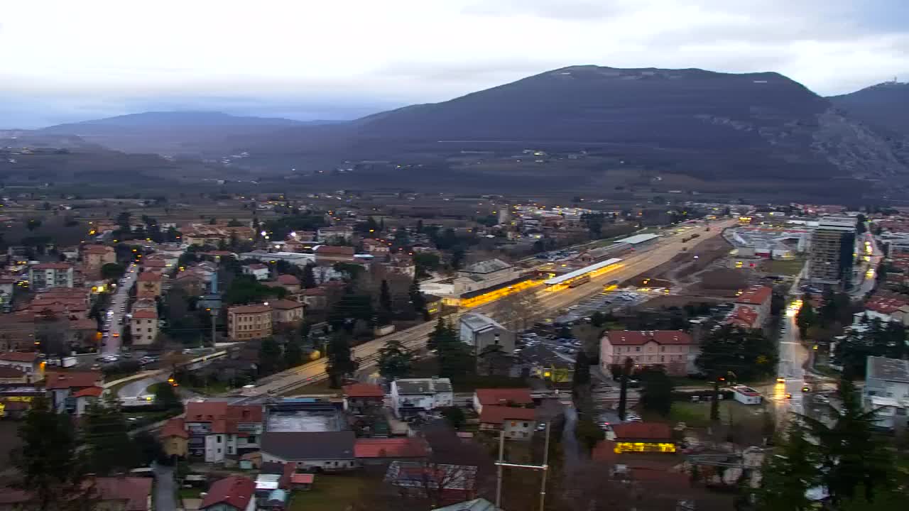 Nova Gorica in Gorica: Čudovit Razgled iz Frančiškanskega Samostana Kostanjevica