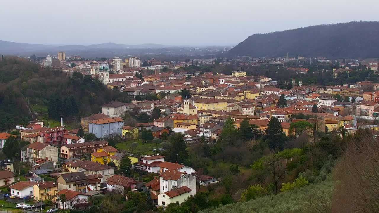 Nova Gorica i Gorica: Prekrasan Pogled iz Franjevačkog Samostana Kostanjevica