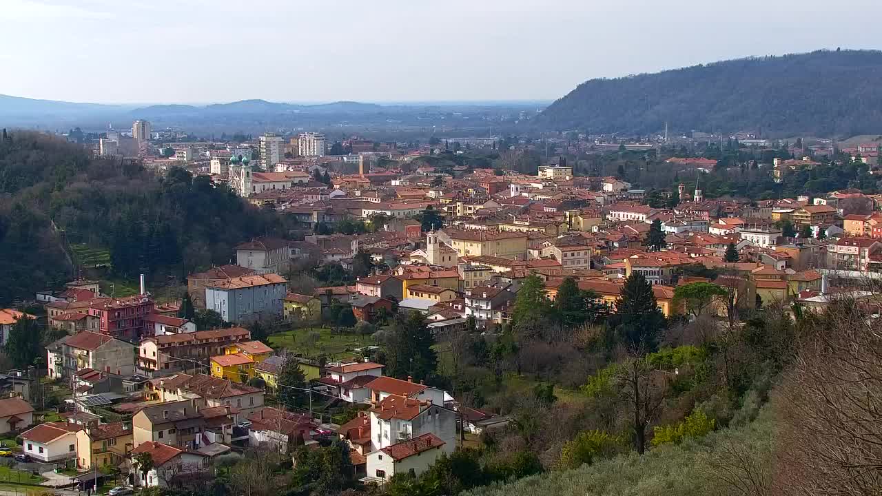 Nova Gorica i Gorica: Prekrasan Pogled iz Franjevačkog Samostana Kostanjevica