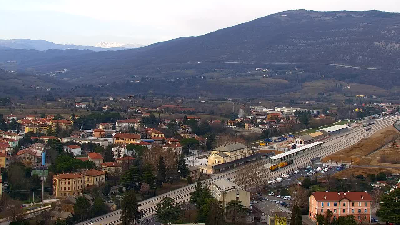 Nova Gorica i Gorica: Prekrasan Pogled iz Franjevačkog Samostana Kostanjevica