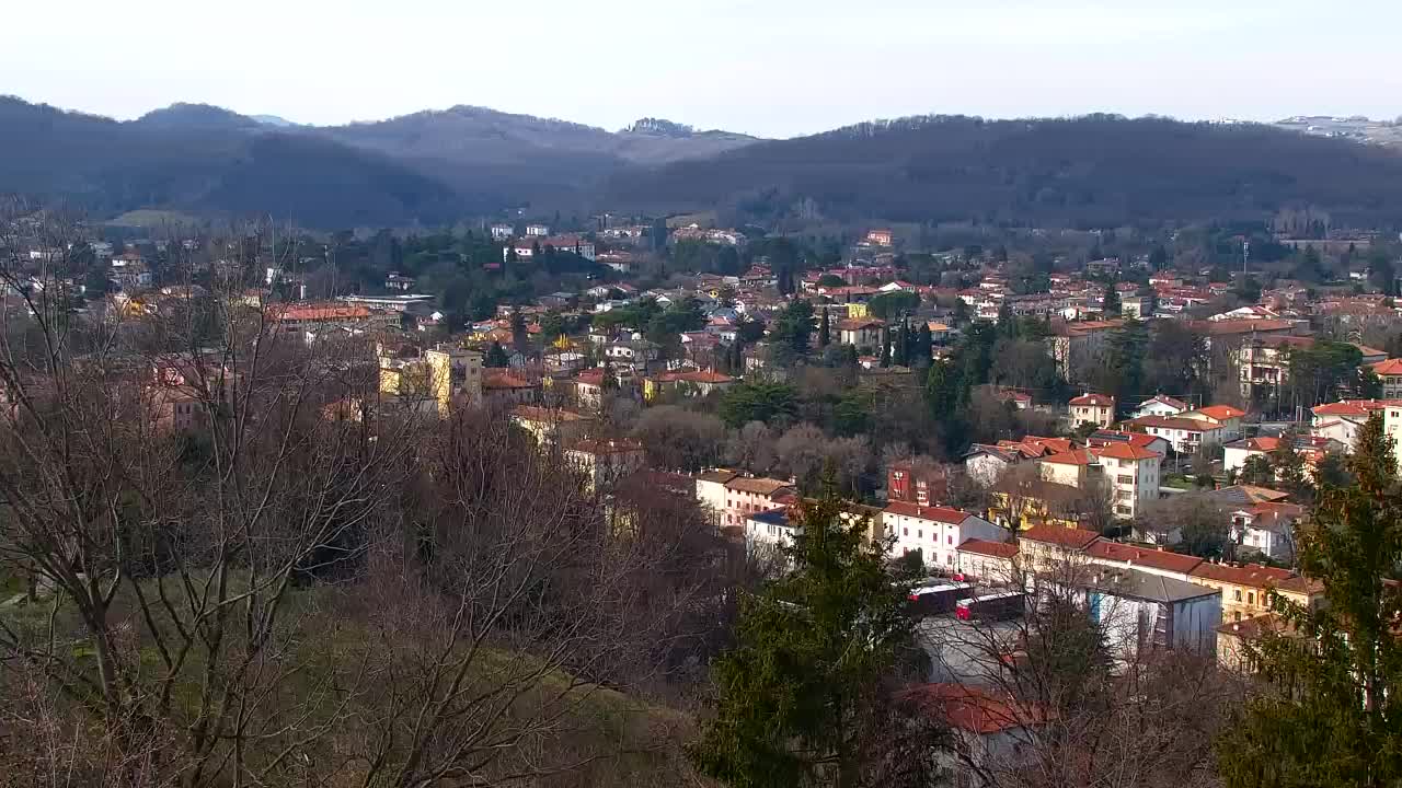 Nova Gorica i Gorica: Prekrasan Pogled iz Franjevačkog Samostana Kostanjevica