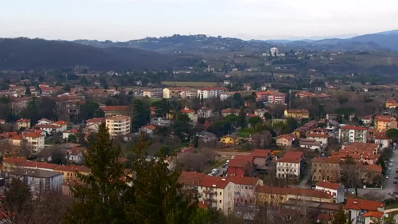 Nova Gorica und Görz: Atemberaubende Aussicht vom Franziskanerkloster Kostanjevica