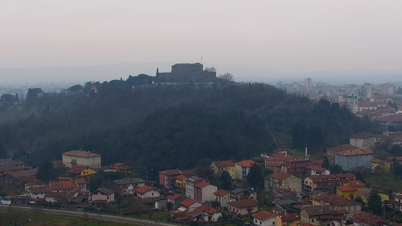 Nova Gorica i Gorica: Prekrasan Pogled iz Franjevačkog Samostana Kostanjevica