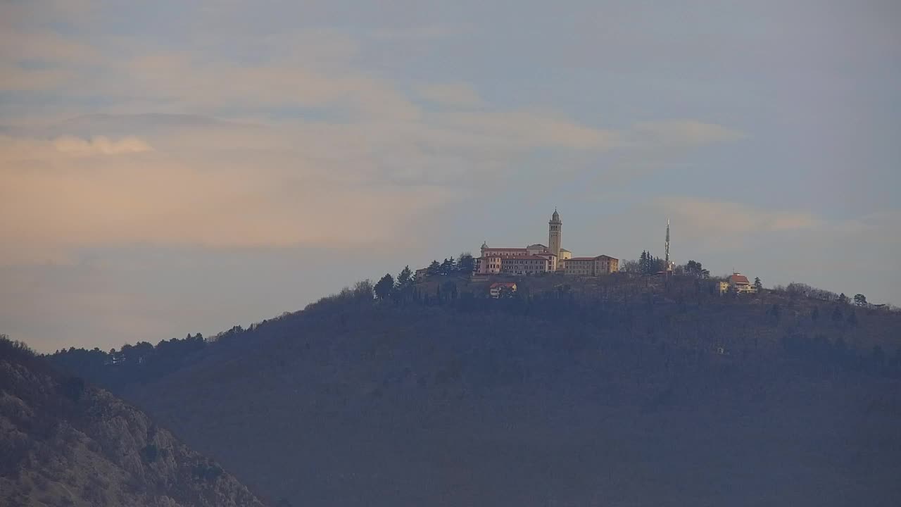 Nova Gorica y Gorizia: Impresionantes Vistas desde el Monasterio Franciscano de Kostanjevica