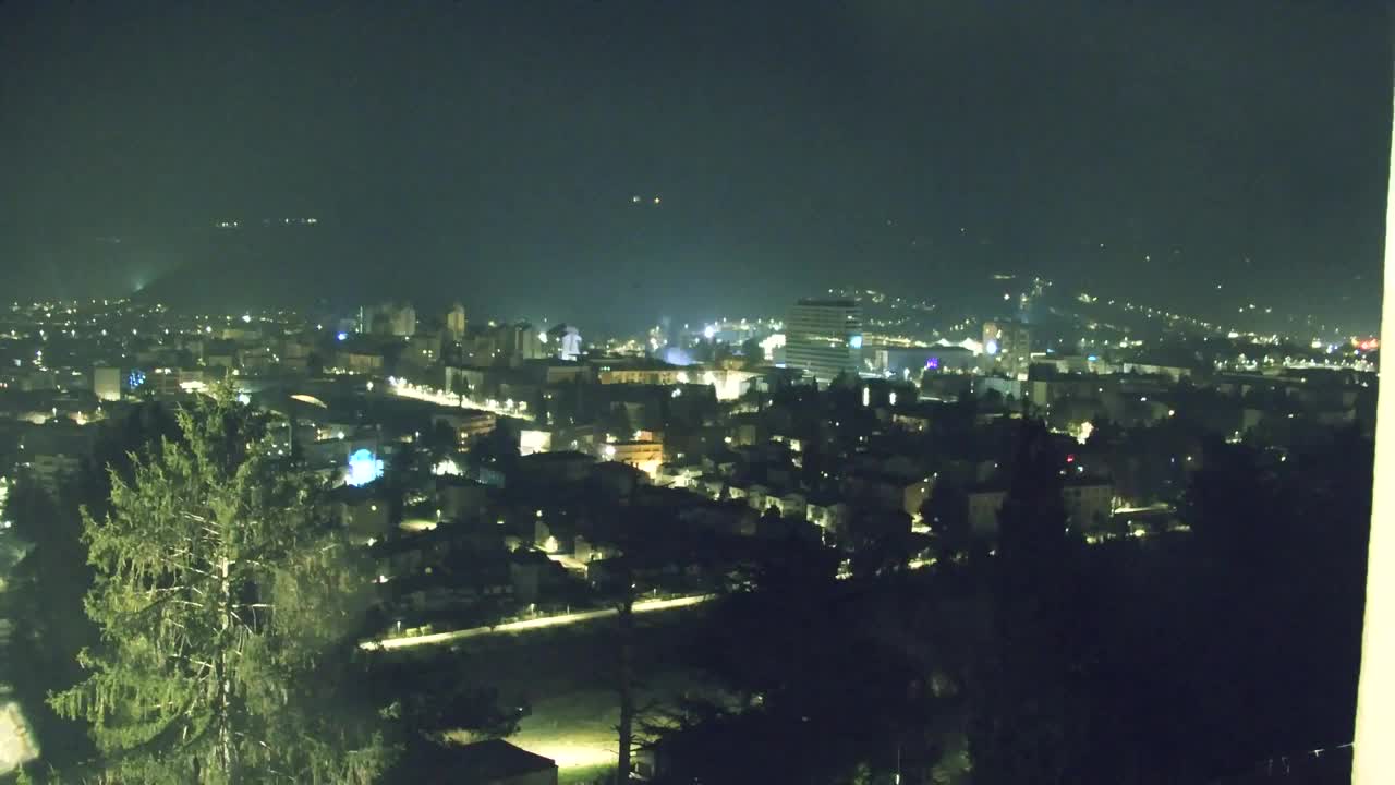 Nova Gorica y Gorizia: Impresionantes Vistas desde el Monasterio Franciscano de Kostanjevica