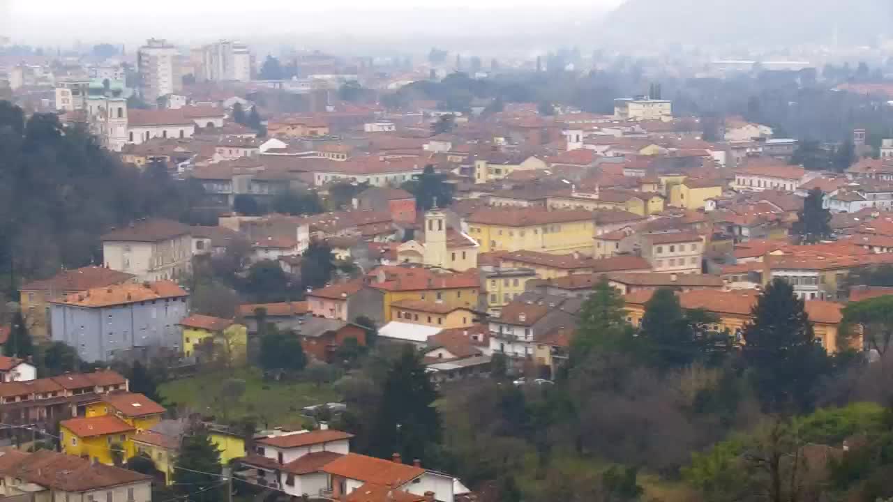 Nova Gorica i Gorica: Prekrasan Pogled iz Franjevačkog Samostana Kostanjevica