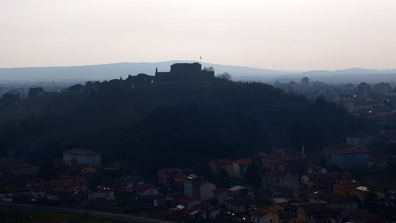 Nova Gorica in Gorica: Čudovit Razgled iz Frančiškanskega Samostana Kostanjevica