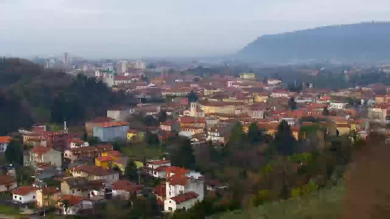 Nova Gorica y Gorizia: Impresionantes Vistas desde el Monasterio Franciscano de Kostanjevica