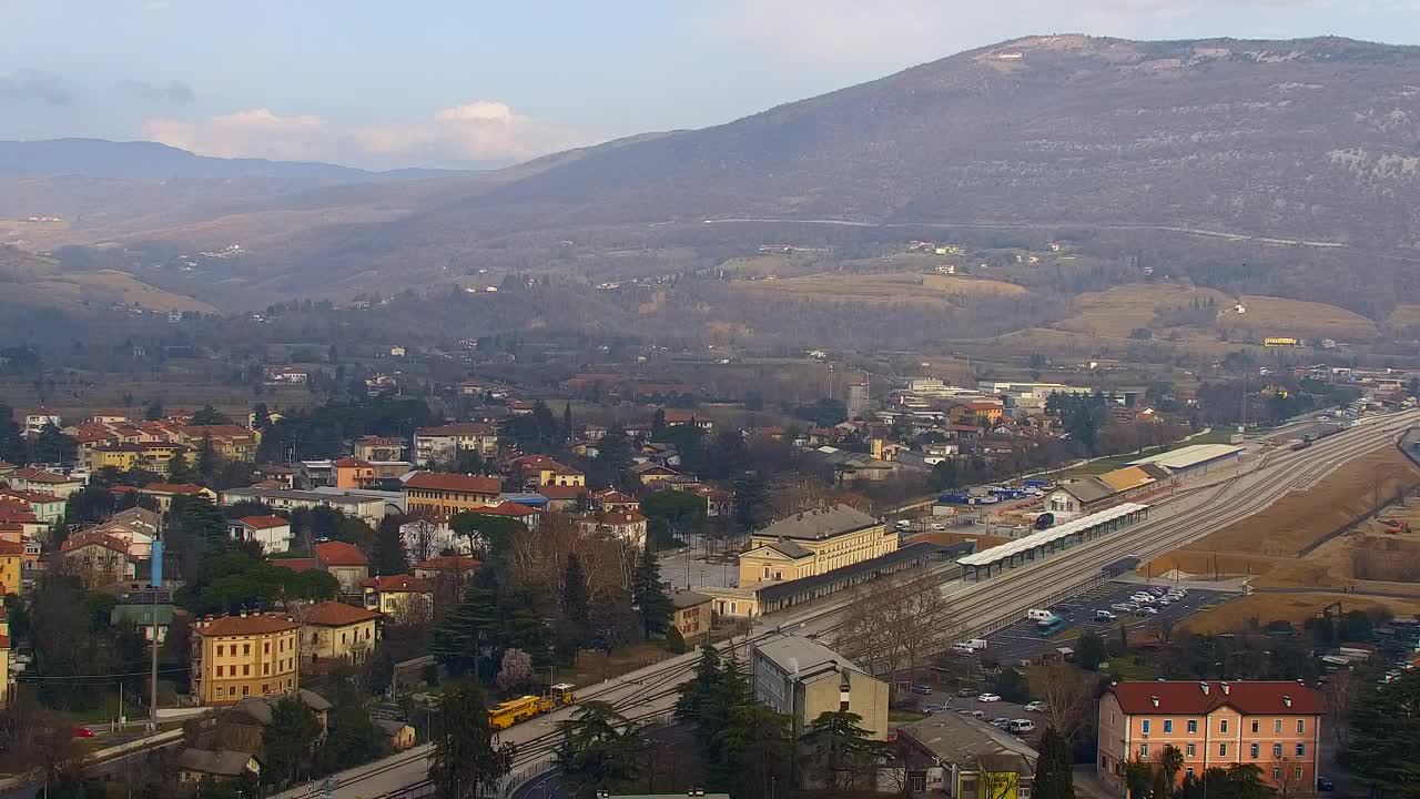 Nova Gorica e Gorizia: Panorama Mozzafiato dal Convento Francescano di Castagnevizza