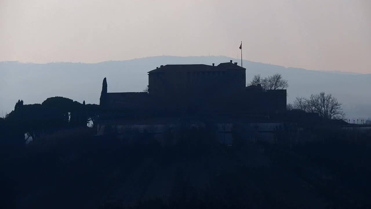 Nova Gorica i Gorica: Prekrasan Pogled iz Franjevačkog Samostana Kostanjevica