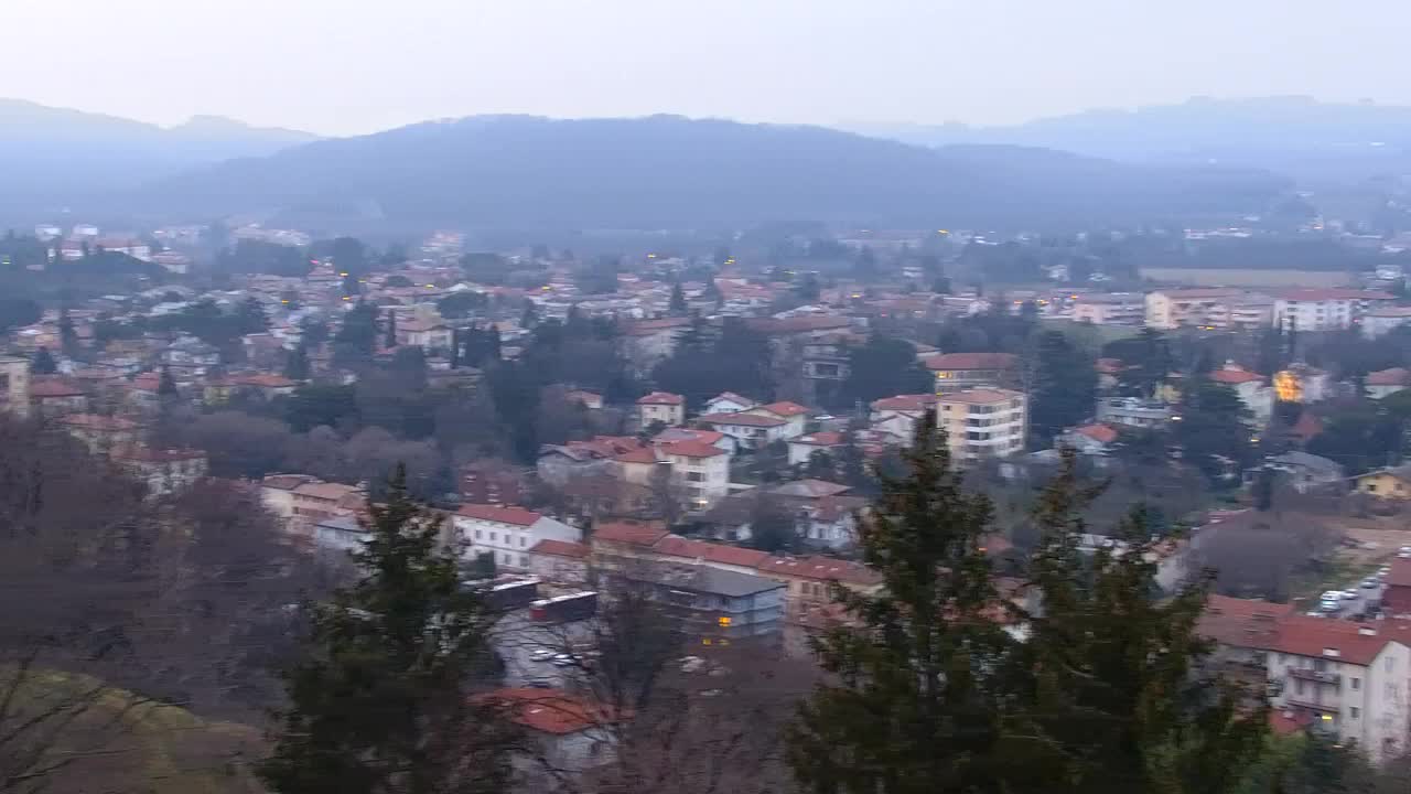 Nova Gorica und Görz: Atemberaubende Aussicht vom Franziskanerkloster Kostanjevica