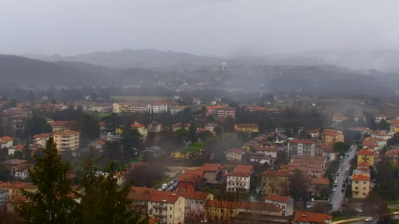 Nova Gorica y Gorizia: Impresionantes Vistas desde el Monasterio Franciscano de Kostanjevica