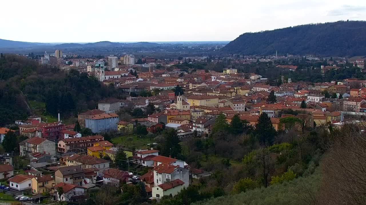 Nova Gorica et Gorizia : Vue Imprenable depuis le Monastère Franciscain de Kostanjevica