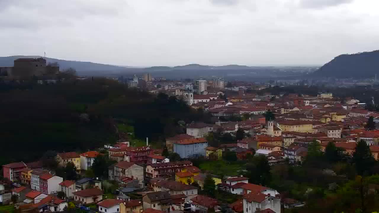 Nova Gorica y Gorizia: Impresionantes Vistas desde el Monasterio Franciscano de Kostanjevica