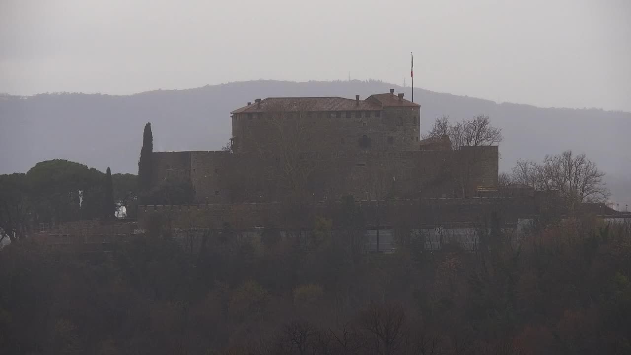 Nova Gorica in Gorica: Čudovit Razgled iz Frančiškanskega Samostana Kostanjevica