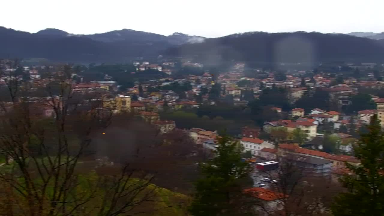 Nova Gorica e Gorizia: Panorama Mozzafiato dal Convento Francescano di Castagnevizza