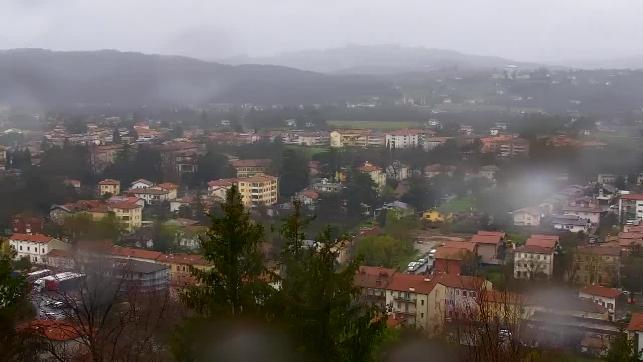 Nova Gorica y Gorizia: Impresionantes Vistas desde el Monasterio Franciscano de Kostanjevica