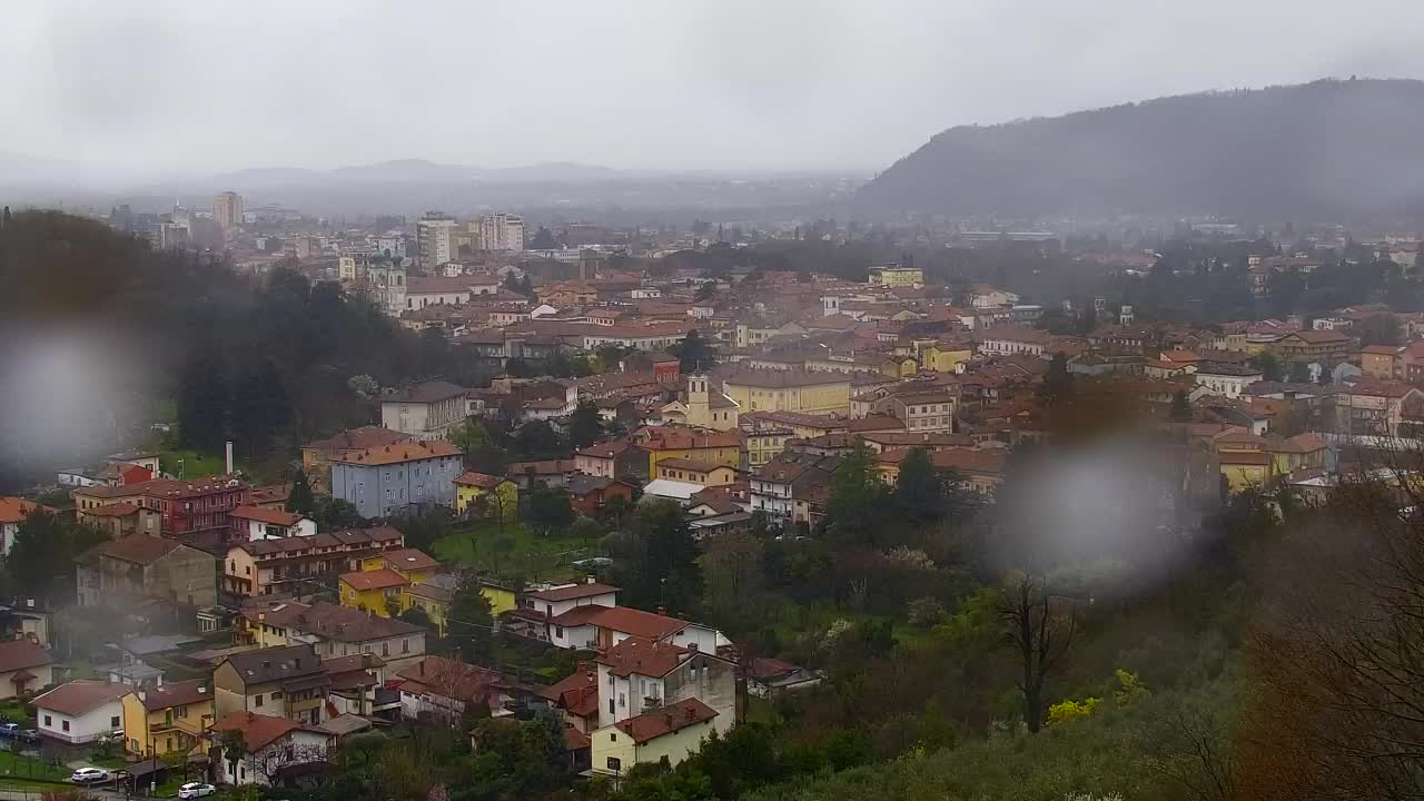 Nova Gorica i Gorica: Prekrasan Pogled iz Franjevačkog Samostana Kostanjevica