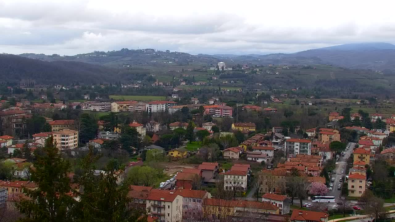 Nova Gorica et Gorizia : Vue Imprenable depuis le Monastère Franciscain de Kostanjevica