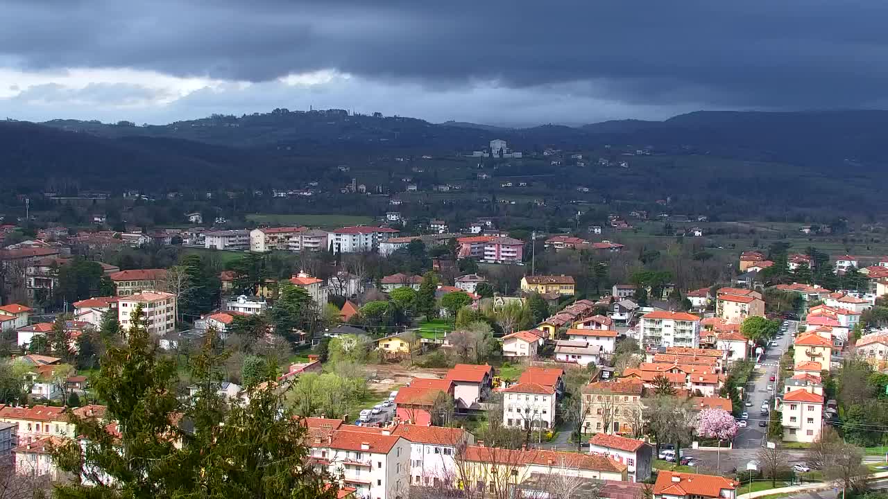 Nova Gorica y Gorizia: Impresionantes Vistas desde el Monasterio Franciscano de Kostanjevica