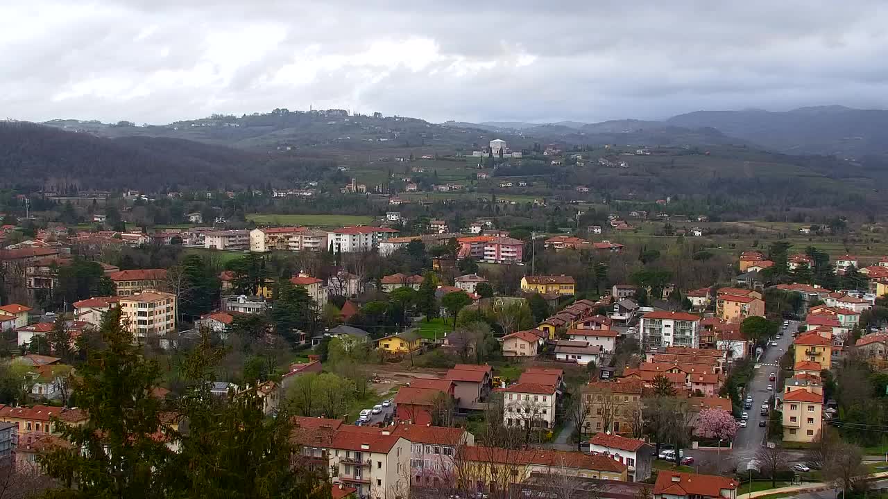 Nova Gorica y Gorizia: Impresionantes Vistas desde el Monasterio Franciscano de Kostanjevica