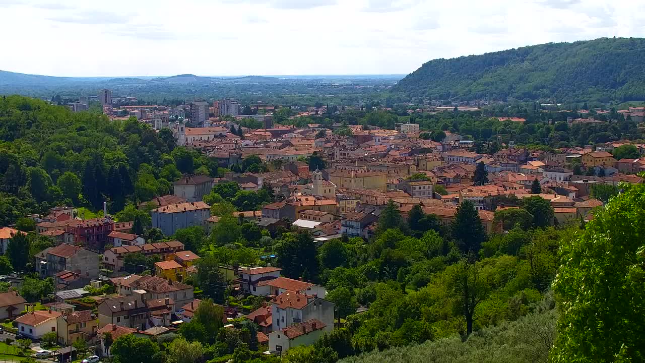 Nova Gorica e Gorizia: Panorama Mozzafiato dal Convento Francescano di Castagnevizza