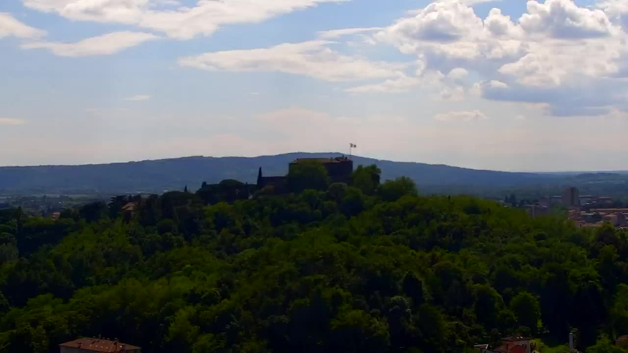 Nova Gorica y Gorizia: Impresionantes Vistas desde el Monasterio Franciscano de Kostanjevica