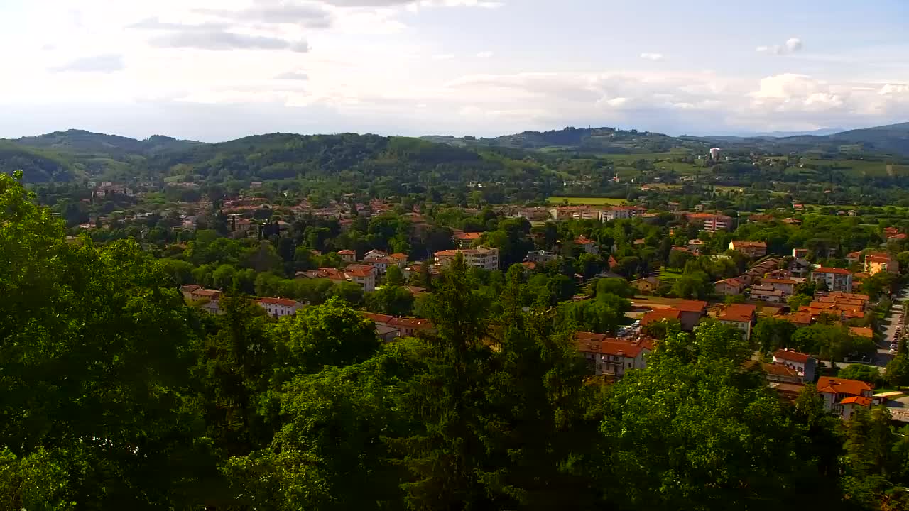 Nova Gorica e Gorizia: Panorama Mozzafiato dal Convento Francescano di Castagnevizza