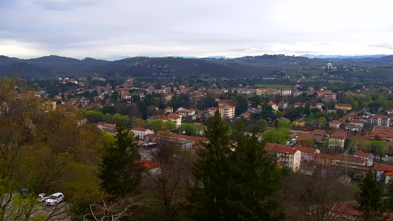 Nova Gorica et Gorizia : Vue Imprenable depuis le Monastère Franciscain de Kostanjevica