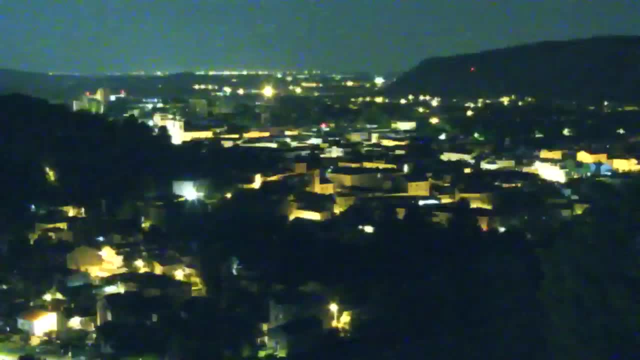 Nova Gorica e Gorizia: Panorama Mozzafiato dal Convento Francescano di Castagnevizza