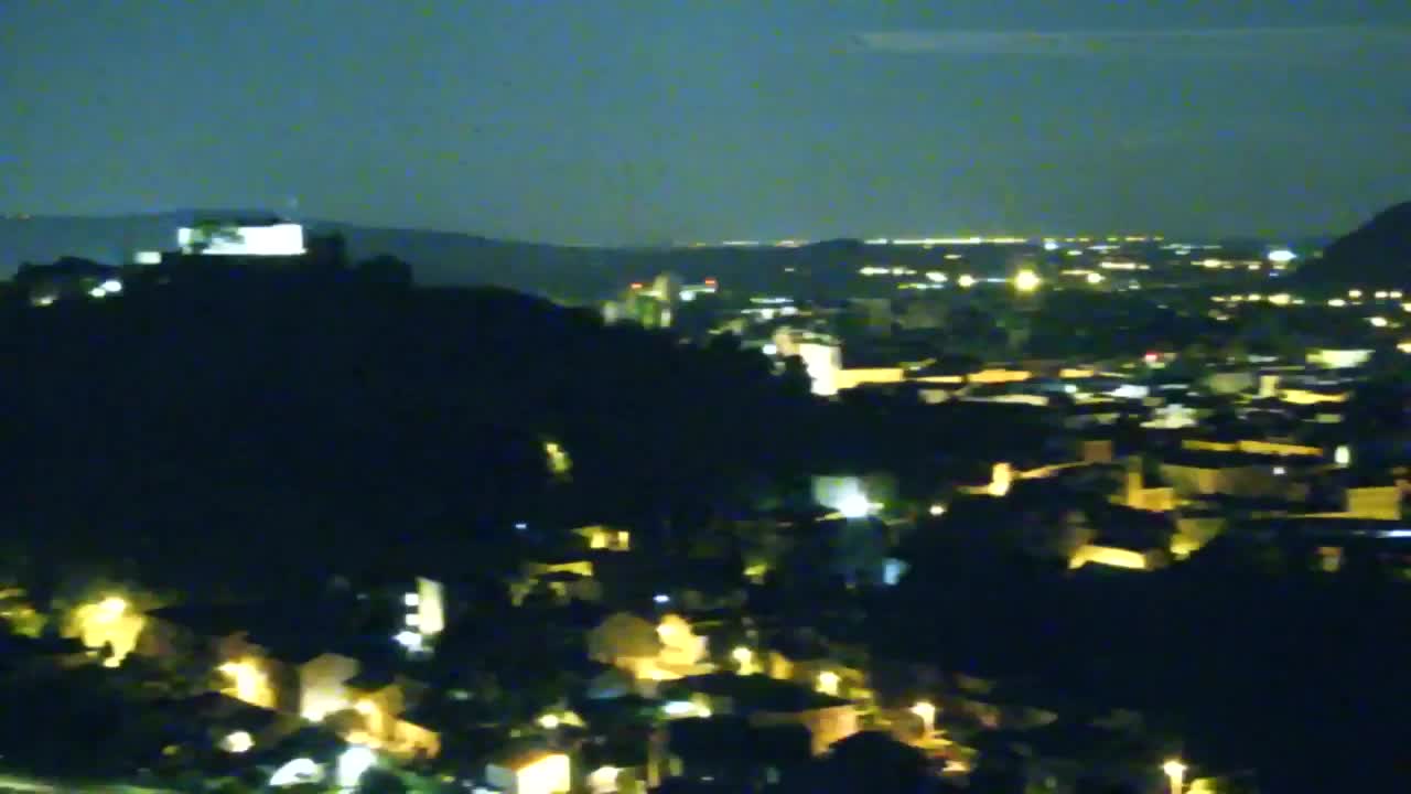 Nova Gorica e Gorizia: Panorama Mozzafiato dal Convento Francescano di Castagnevizza
