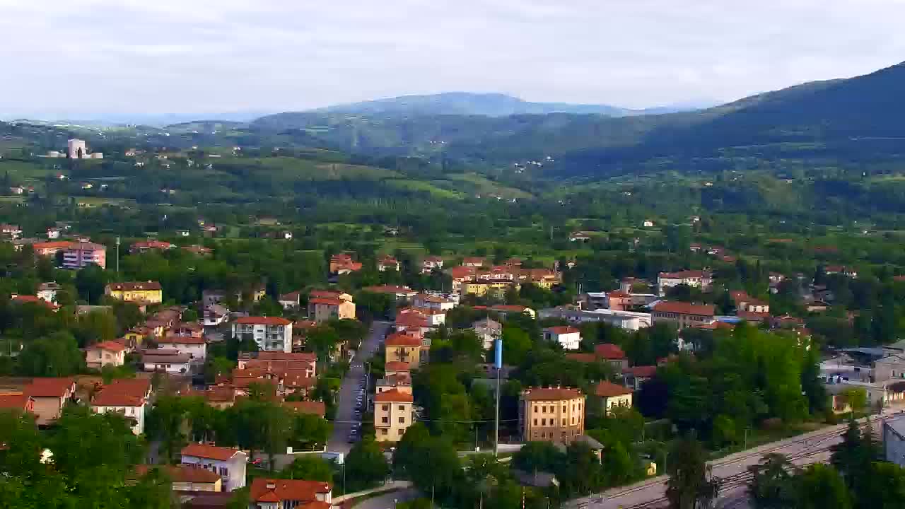 Nova Gorica i Gorica: Prekrasan Pogled iz Franjevačkog Samostana Kostanjevica