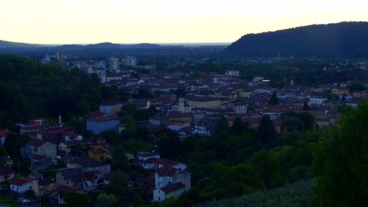 Nova Gorica in Gorica: Čudovit Razgled iz Frančiškanskega Samostana Kostanjevica