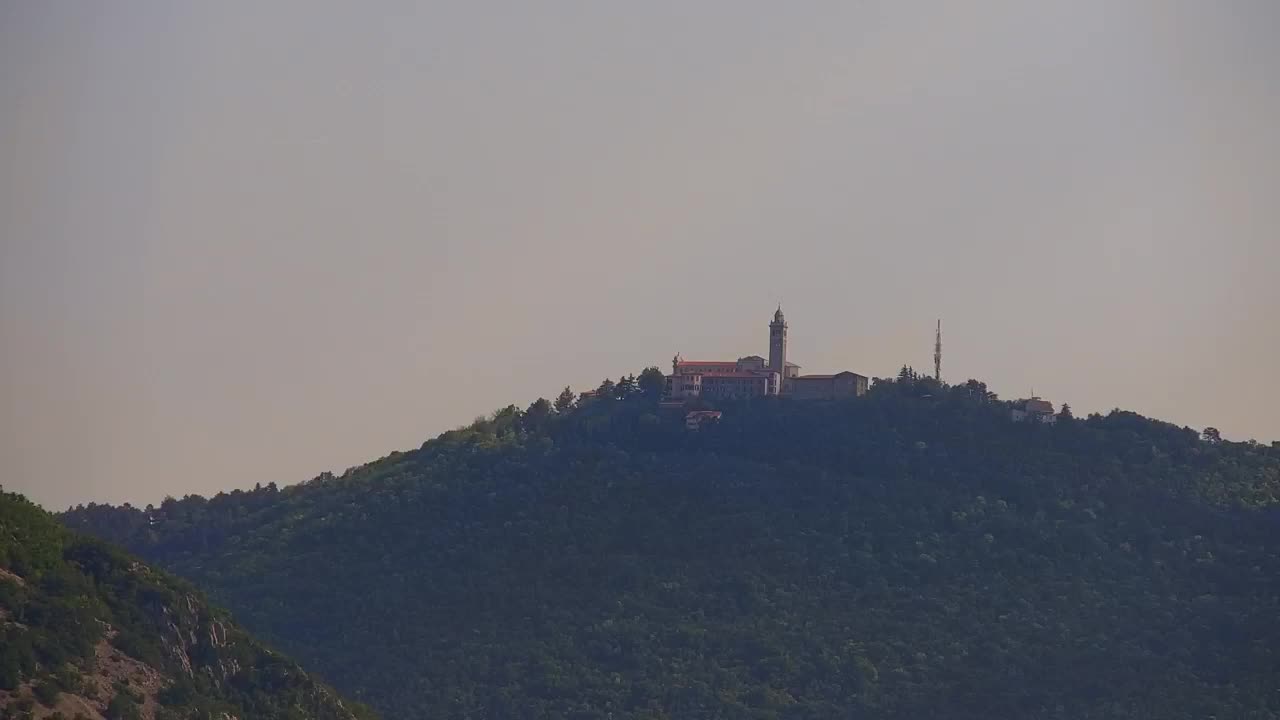 Nova Gorica y Gorizia: Impresionantes Vistas desde el Monasterio Franciscano de Kostanjevica