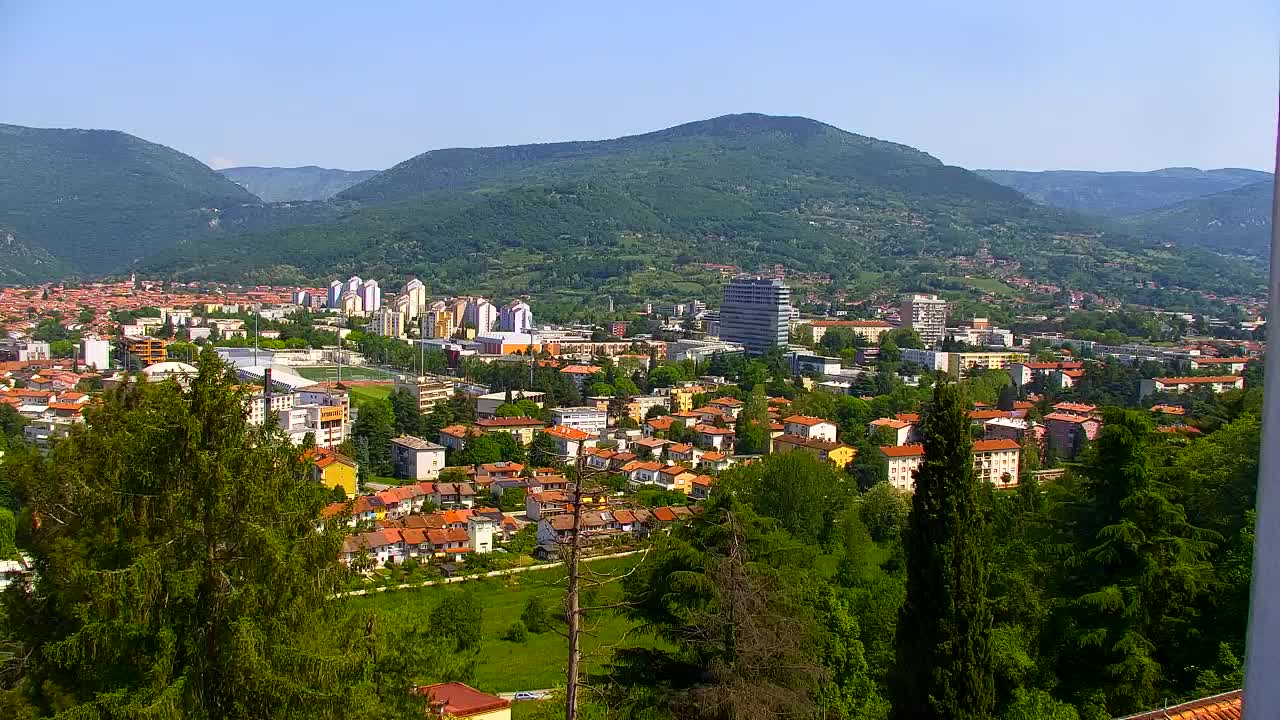 Nova Gorica i Gorica: Prekrasan Pogled iz Franjevačkog Samostana Kostanjevica