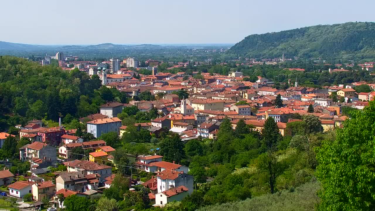Nova Gorica e Gorizia: Panorama Mozzafiato dal Convento Francescano di Castagnevizza