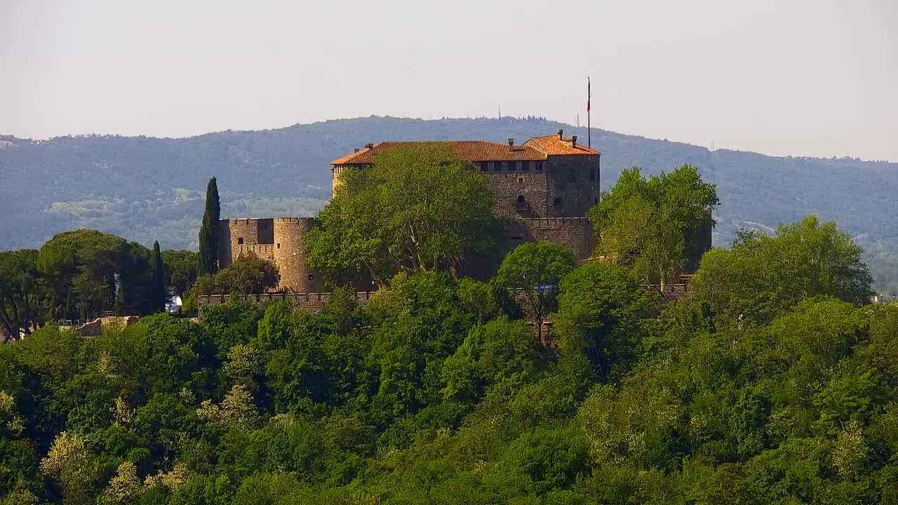 Nova Gorica und Görz: Atemberaubende Aussicht vom Franziskanerkloster Kostanjevica