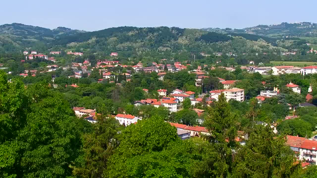 Nova Gorica y Gorizia: Impresionantes Vistas desde el Monasterio Franciscano de Kostanjevica