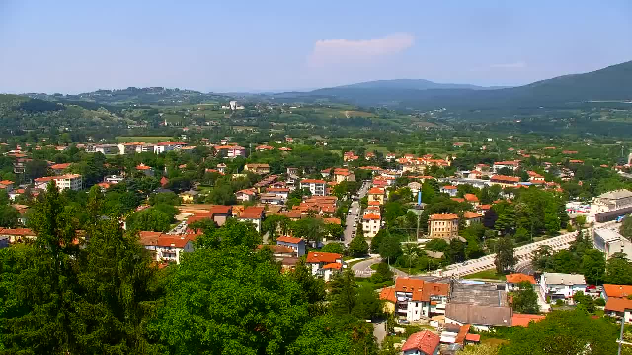 Nova Gorica i Gorica: Prekrasan Pogled iz Franjevačkog Samostana Kostanjevica