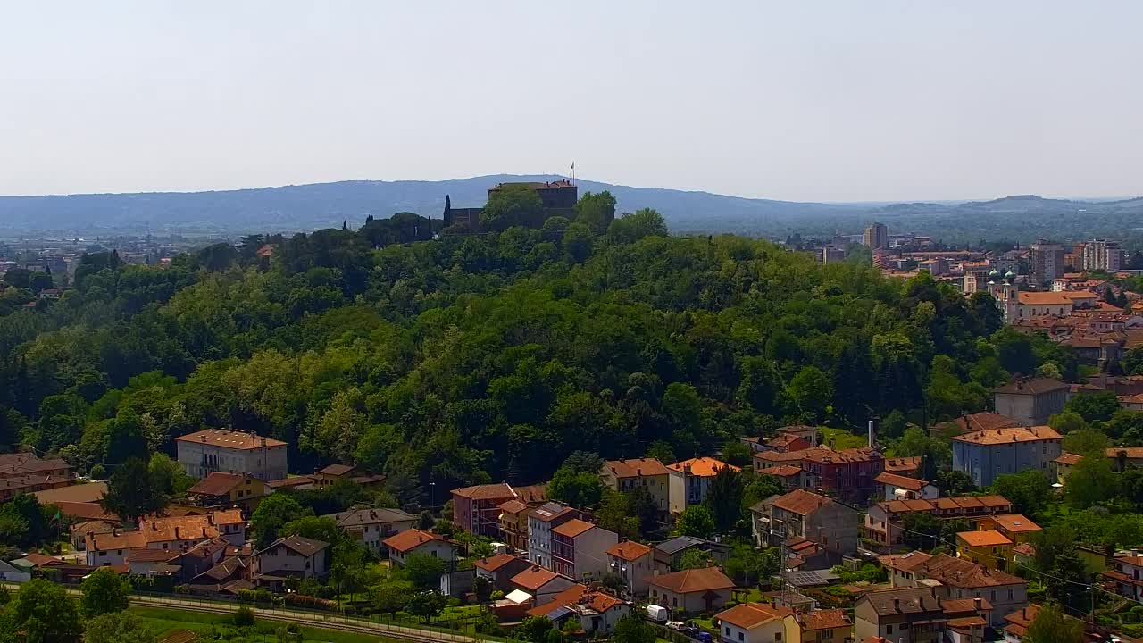 Nova Gorica e Gorizia: Panorama Mozzafiato dal Convento Francescano di Castagnevizza