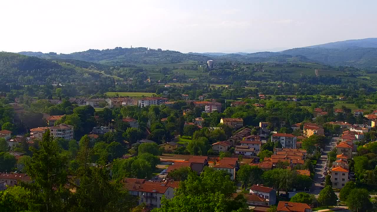 Nova Gorica e Gorizia: Panorama Mozzafiato dal Convento Francescano di Castagnevizza