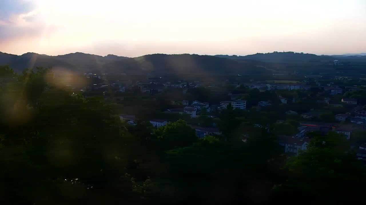 Nova Gorica i Gorica: Prekrasan Pogled iz Franjevačkog Samostana Kostanjevica