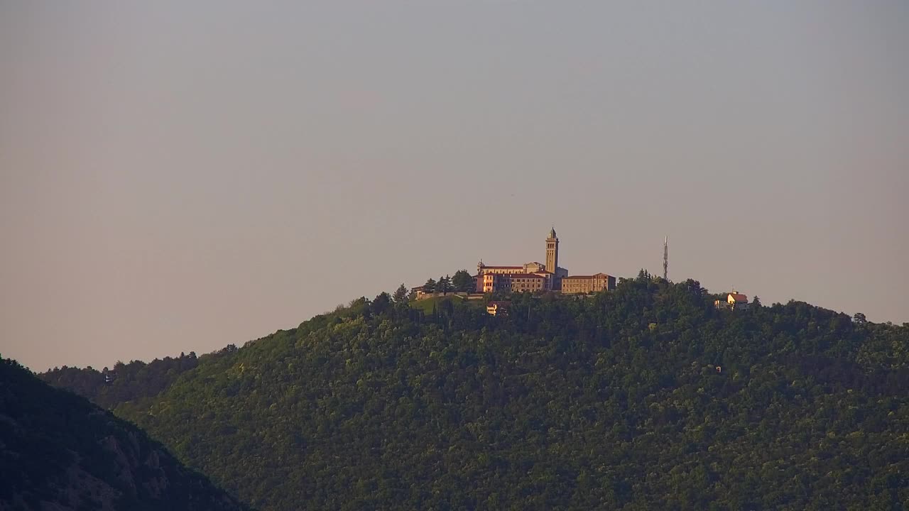 Nova Gorica und Görz: Atemberaubende Aussicht vom Franziskanerkloster Kostanjevica