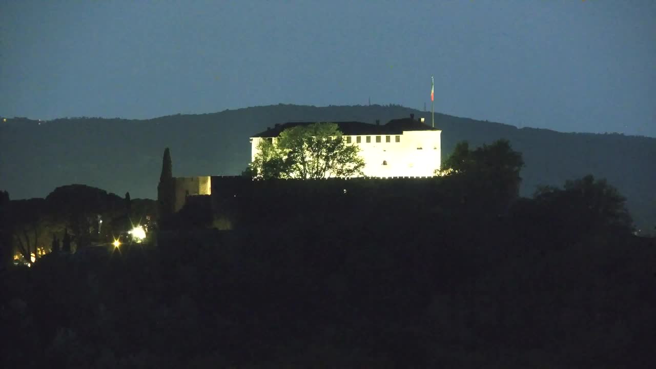 Nova Gorica e Gorizia: Panorama Mozzafiato dal Convento Francescano di Castagnevizza