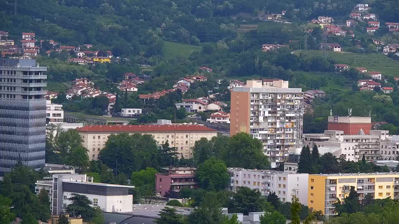 Nova Gorica e Gorizia: Panorama Mozzafiato dal Convento Francescano di Castagnevizza