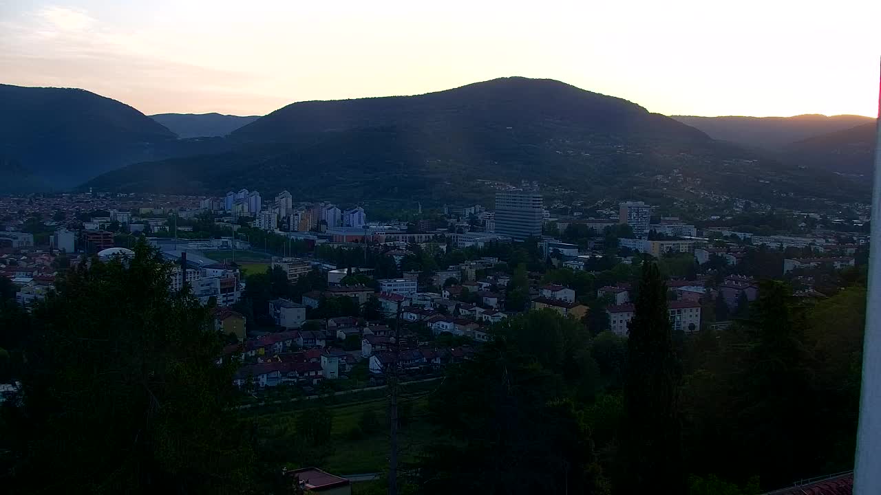 Nova Gorica e Gorizia: Panorama Mozzafiato dal Convento Francescano di Castagnevizza