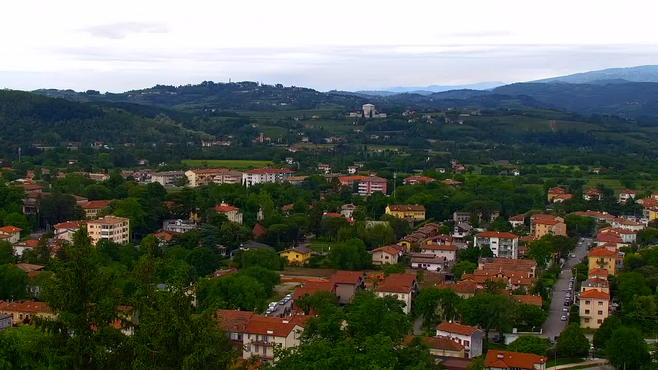 Nova Gorica et Gorizia : Vue Imprenable depuis le Monastère Franciscain de Kostanjevica