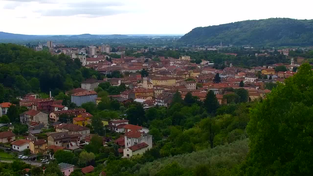 Nova Gorica i Gorica: Prekrasan Pogled iz Franjevačkog Samostana Kostanjevica