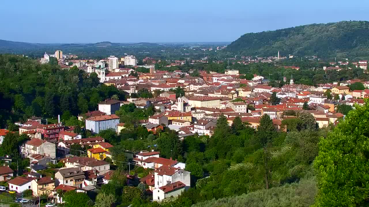 Nova Gorica y Gorizia: Impresionantes Vistas desde el Monasterio Franciscano de Kostanjevica