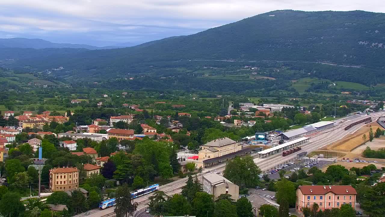 Nova Gorica y Gorizia: Impresionantes Vistas desde el Monasterio Franciscano de Kostanjevica